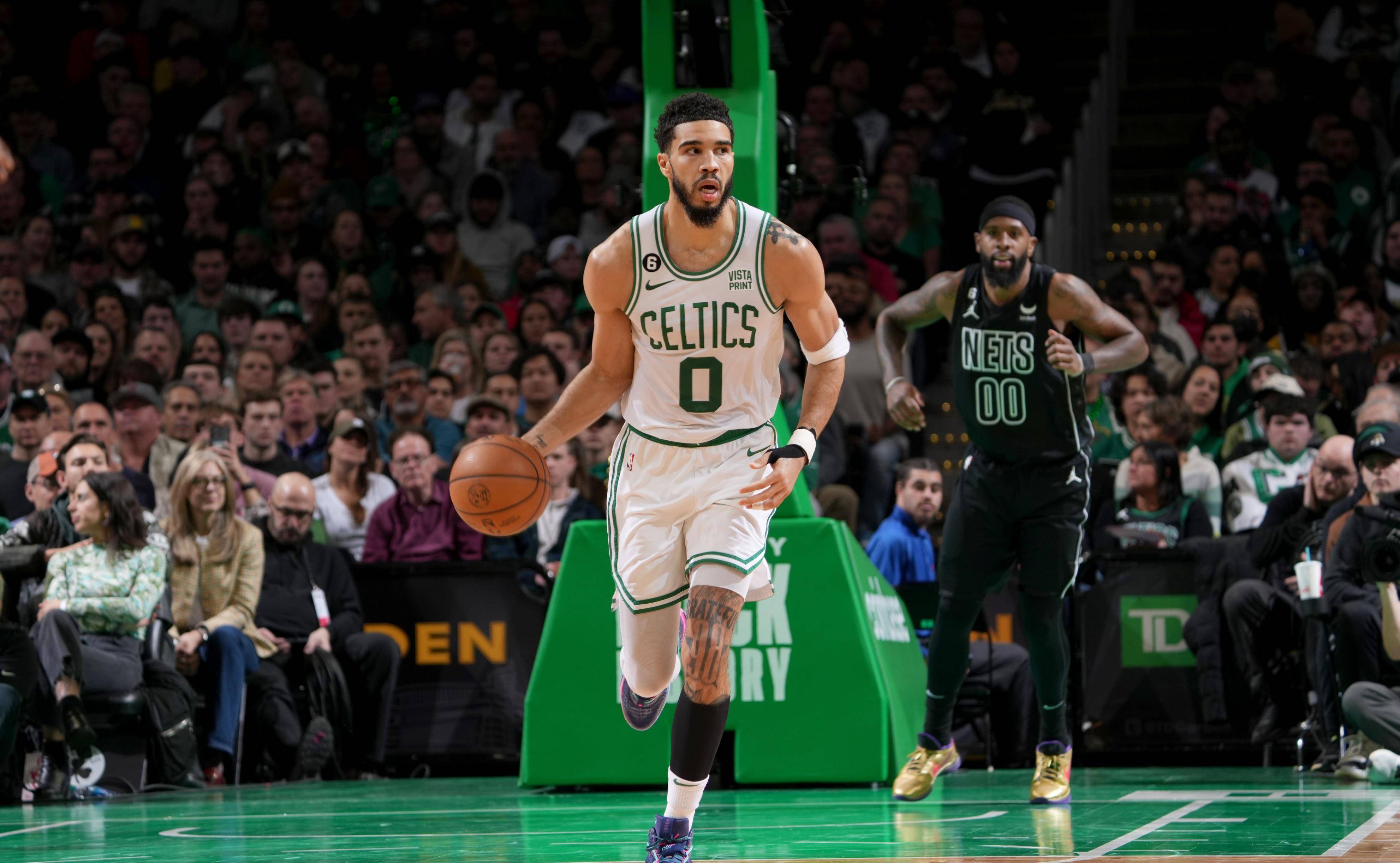 NBA常规赛再掀风波精彩比赛打破记录赛季仍未谢幕的简单介绍